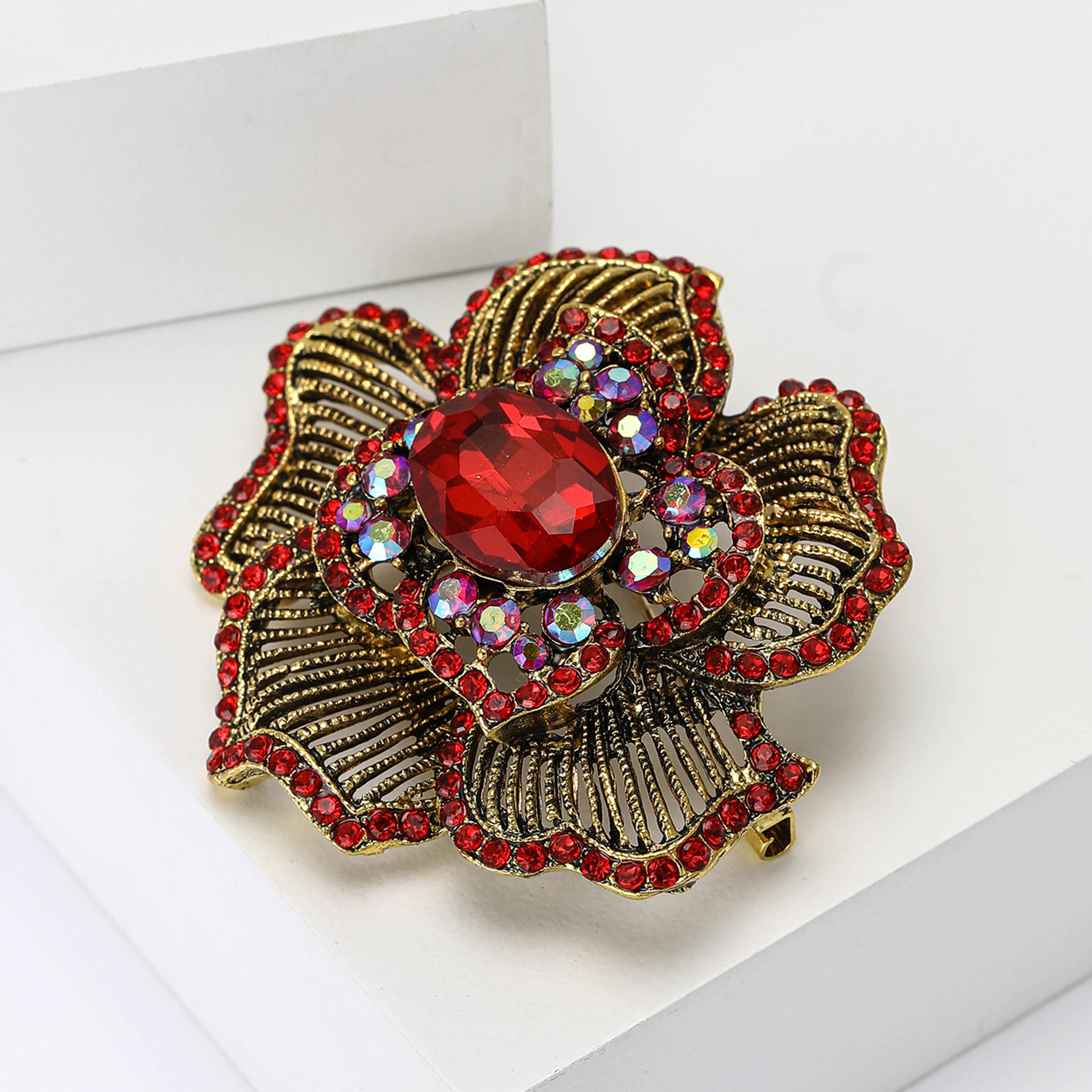 37g Weight Rhinestones Inlay Material Brooches Classification Business, Cocktail Party Occasion Alloy Material Flower Pattern All Seasons Season Women's Gender Retro Style Retro Pin Flower Alloy Rhinestones Women's Brooches 9