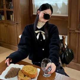 韩系温柔风蝴蝶结小香风麻花针织开衫上衣外套秋冬季2026新款上衣