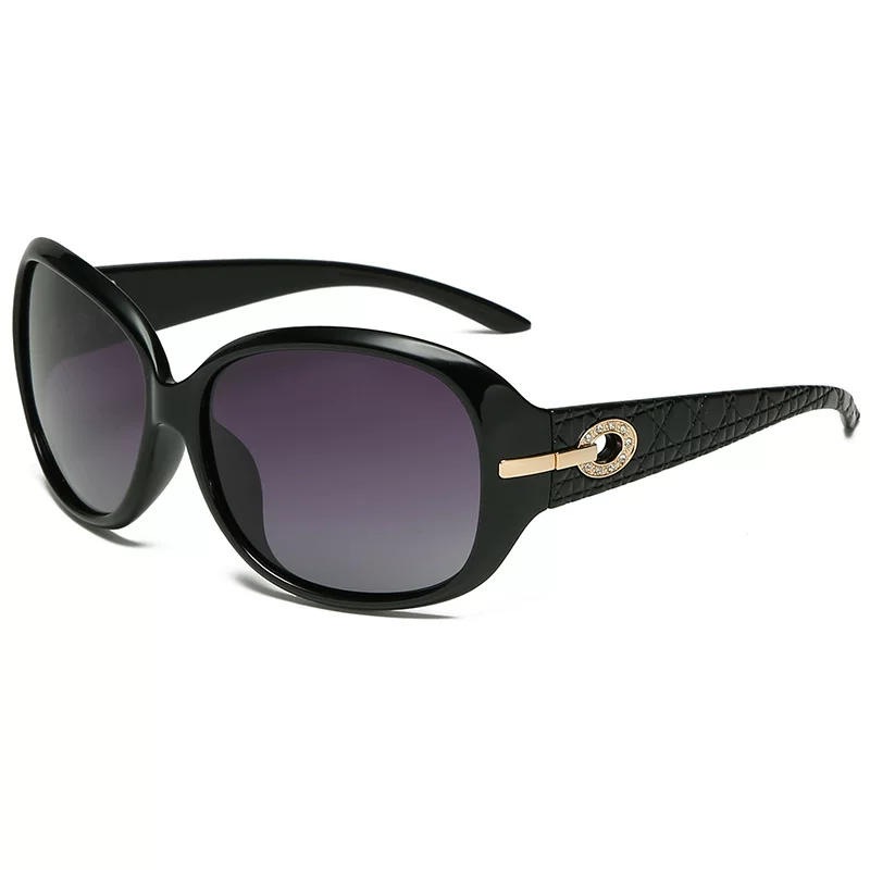 Fashionable glasses, брендовые солнцезащитные очки, городской стиль