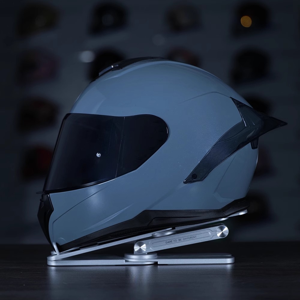 Casco Lion masculino motocicleta casco completo locomotora de defensa femenina cuatro estaciones casco de montaje universal 3C certificado gran cola