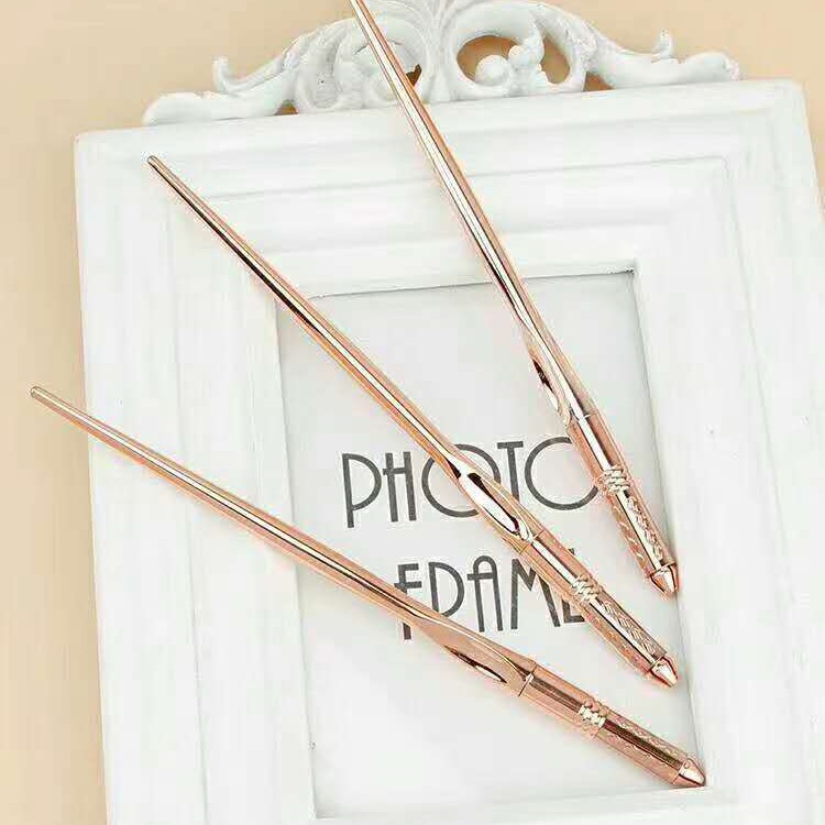 Semi-permanent makeup brush, gold-plated brush, eyebrow tattooing, misty eyebrow, special round needle, three-needle round needle, five-needle round needle.