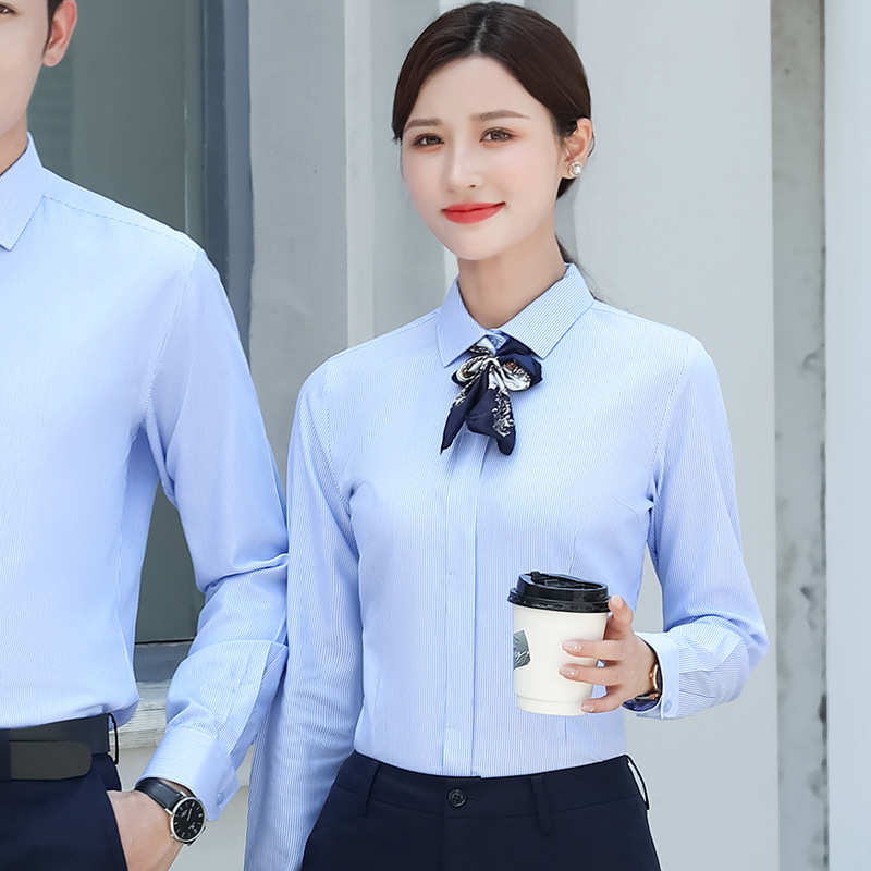 Camisa de lujo ligera de alto nivel de hombre de verano de algodón banco de cuello blanco vestido formal profesional camisa a rayas de manga larga personalizada