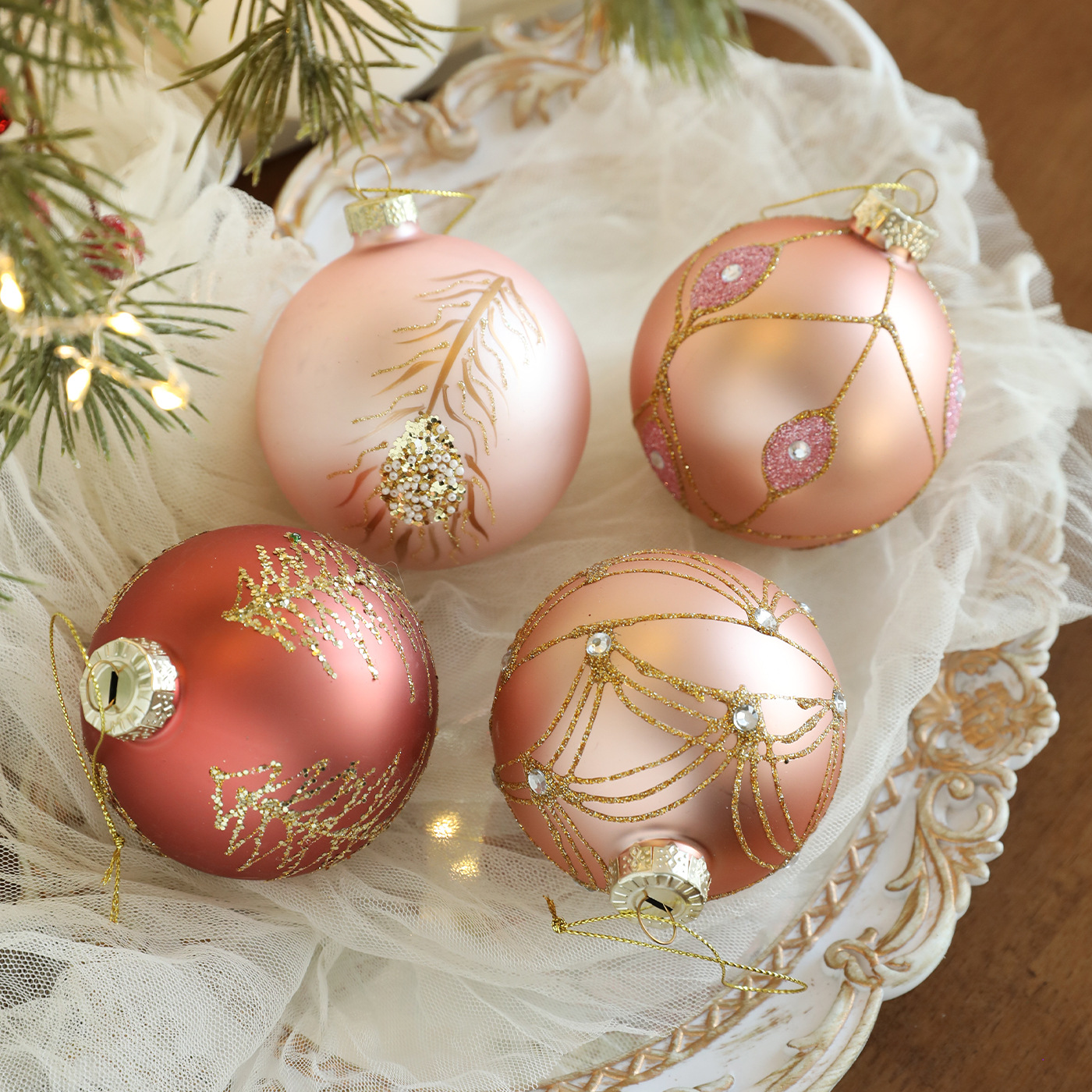 Bola de vidrio de color de 8cm esparciendo bolas colgantes en polvo decoración del árbol de Navidad decoración del colgante de bola hueca disposición del Festival