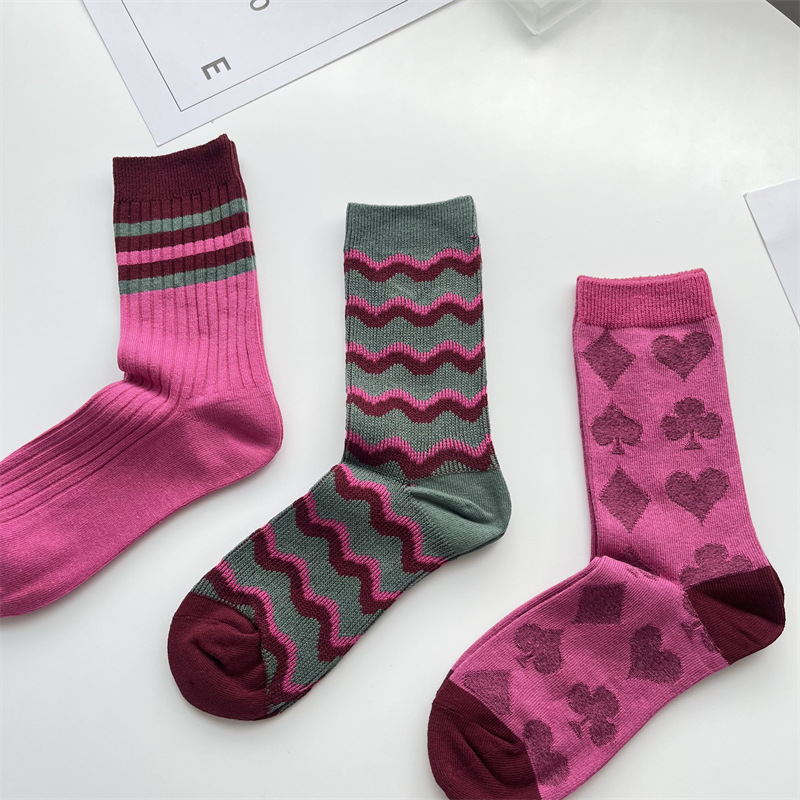 Women's Retro Color Block Cotton Crew Socks A Pair display picture 4