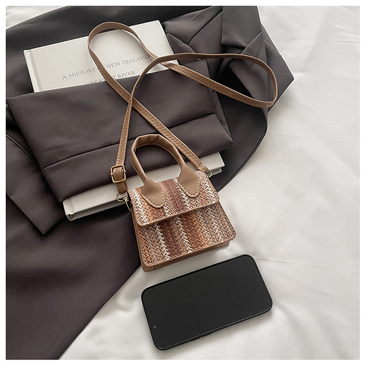 Borsa a tracolla da donna in paglia a righe per mare estate_voghion.com