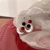 Небольшой уникальный дизайн, нишевые высокого уровня, национальный стиль, китайский черный красный агат, белая бабочка, моллюска луны, серьги, серьги, серебряные серьги
