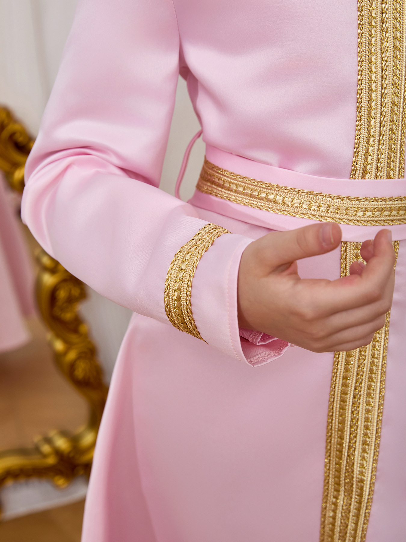 Niños de costura nacional característica ropa de color sólido vestido largo vestido rosa vestido de moda de encaje