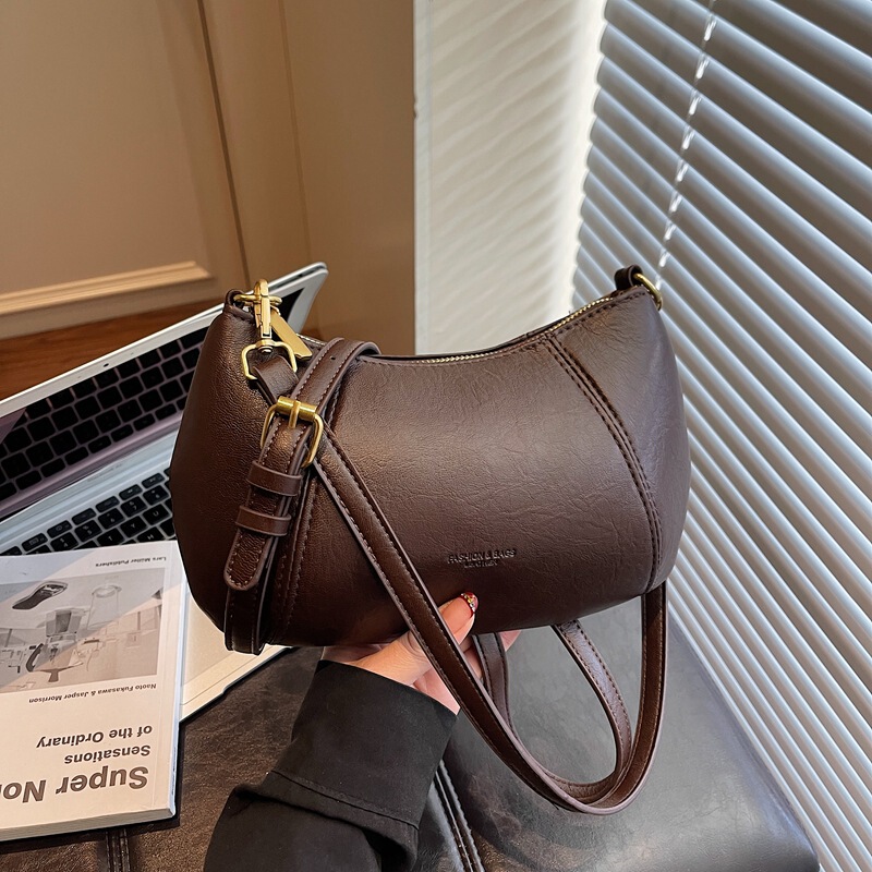 Women's Crossbody Bag Women's 2025 New Winter Versatile Casual Retro Bag Soft Leather Small Bag Women's Bag Small Crossbody Bag Women's Crossbody Bag Women's 2025 New Winter Versatile Casual Retro Bag Soft Leather Small Bag Women's Bag Small Crossbody Bag