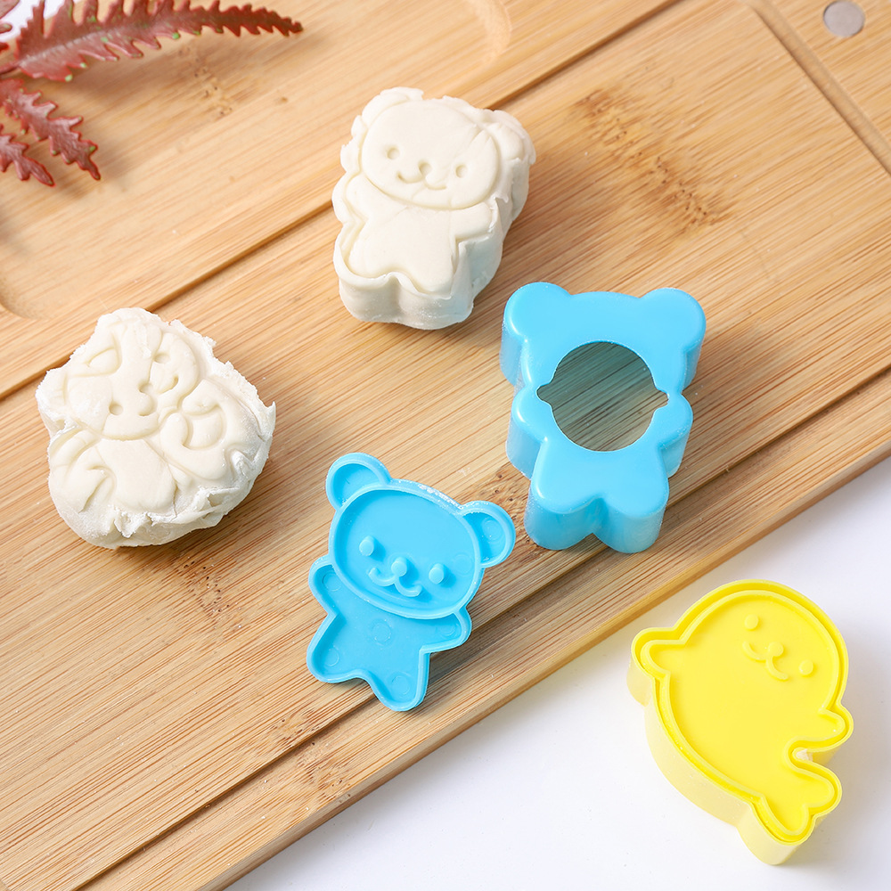 Παιδική φόρμα μπισκότων με μπαλάκια ρυζιού σε σχήμα μικρού ζωακιού, σετ 4 τεμαχίων_voghion.com