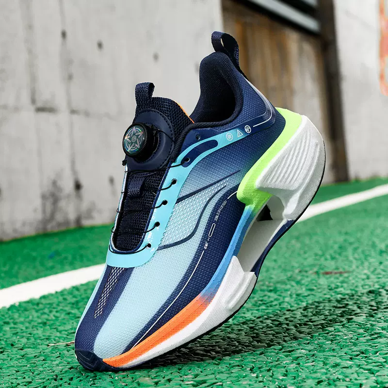 新款中大童运动休闲鞋男鞋旋转纽扣跑步鞋超轻缓震儿童碳板跑鞋女