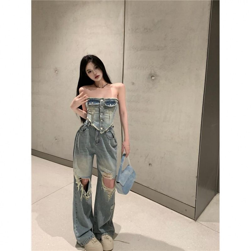 Retro light summer jeans
