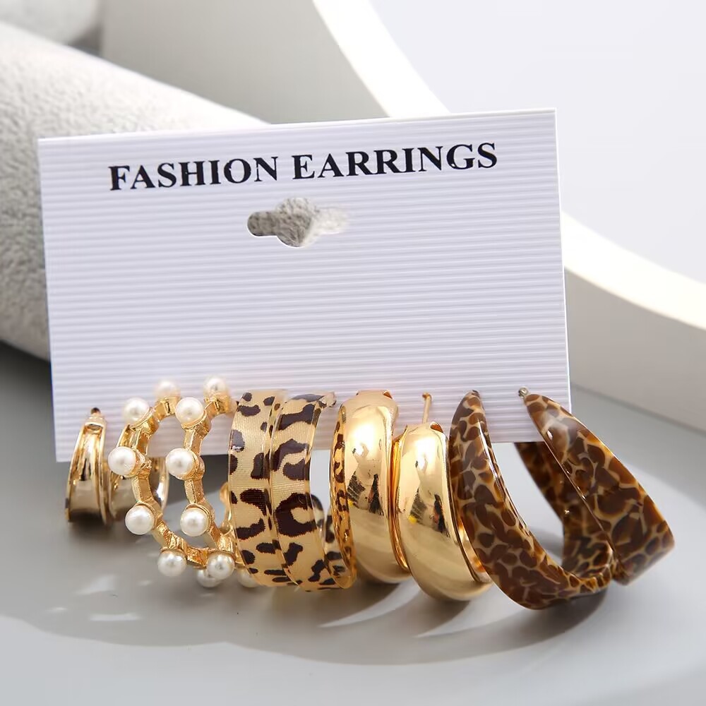 Simple Style Geometric Alloy Resin Inlay Artificial Pearls Rhinestones Womenu0027S Hoop Earrings 1 S
