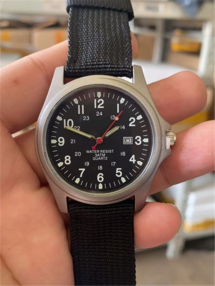 Correa de nylon reloj de hombre Calendario de comercio exterior reloj de cuarzo deseo nuevo reloj AliExpress eBay reloj militar entrega de una pieza