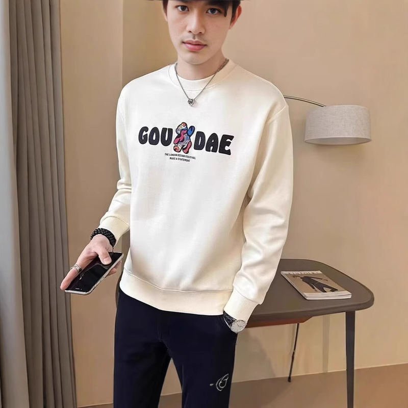 2024 Heavy Base Shirt Long-sleeved New Style Super Good-looking Young Man Round Neck Sweater Men's Autumn Western Style Loose