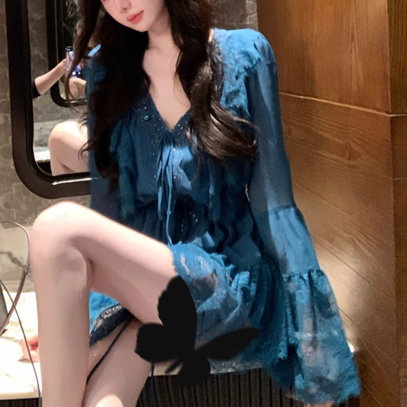 YQGFS (YQGFS) # Yaqiao Xiaomoxia 長袖ピーコックブルーレースドールシフォンシャツ V ネックライト大人スタイルトップスカート|undefined