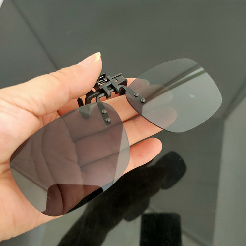 Night driving glasses with flip-up clip for men and women, foldable clip-on night driving glasses, optional clip.