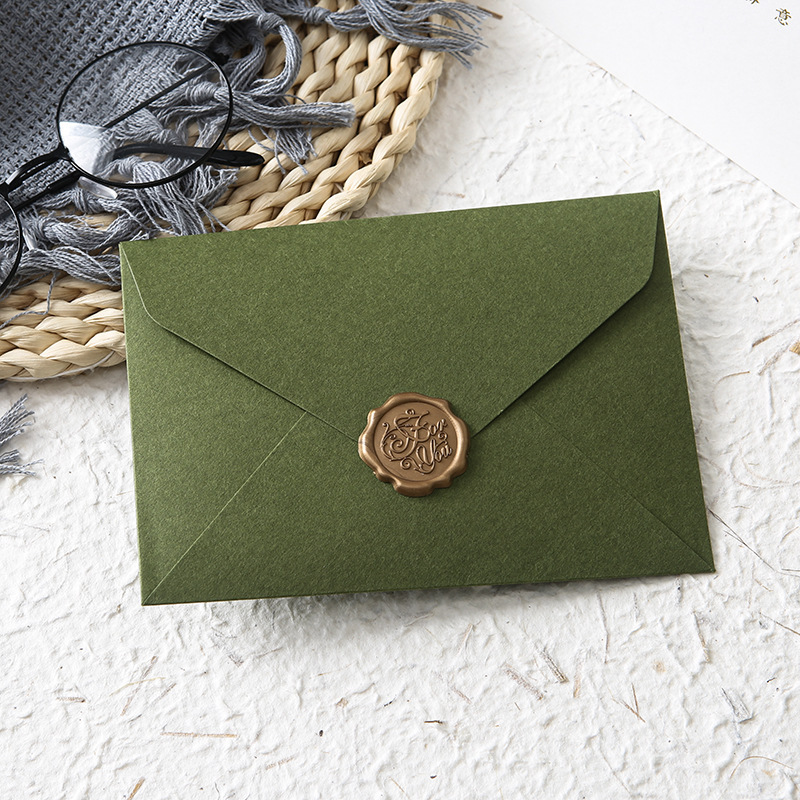 Sobre verde oliva 1 + sello de laca caliente 1
