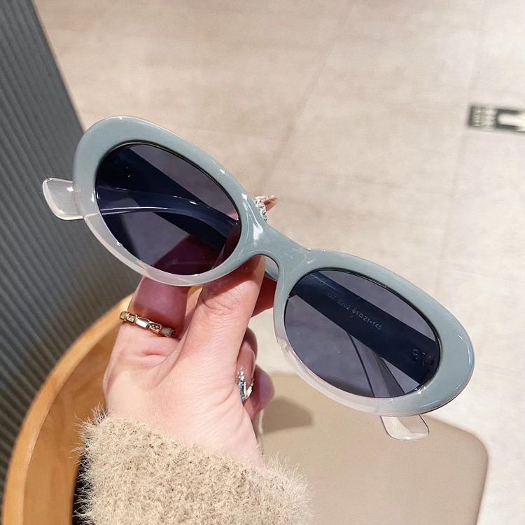 Streetwear Solid Color Ac Oval Frame Full Frame Women's Sunglasses display picture 2