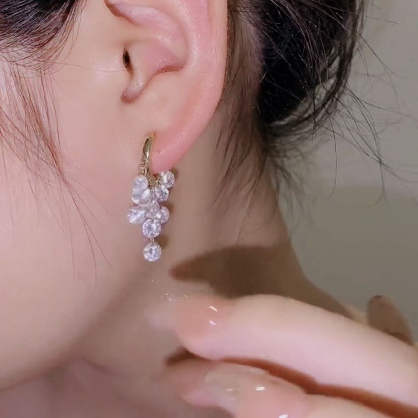 Translucent Crystal String Trendy Popular Elegant Fairy Earrings For Women Tassel Heart Shape_voghion.com