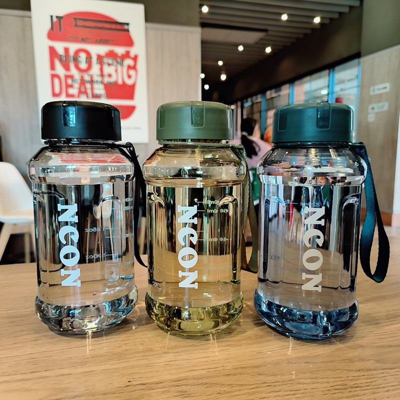 Einfache, temperaturbeständige, sturzsichere und optisch ansprechende Kunststoff-Sportwasserflasche mit großem Fassungsvermögen_voghion.com