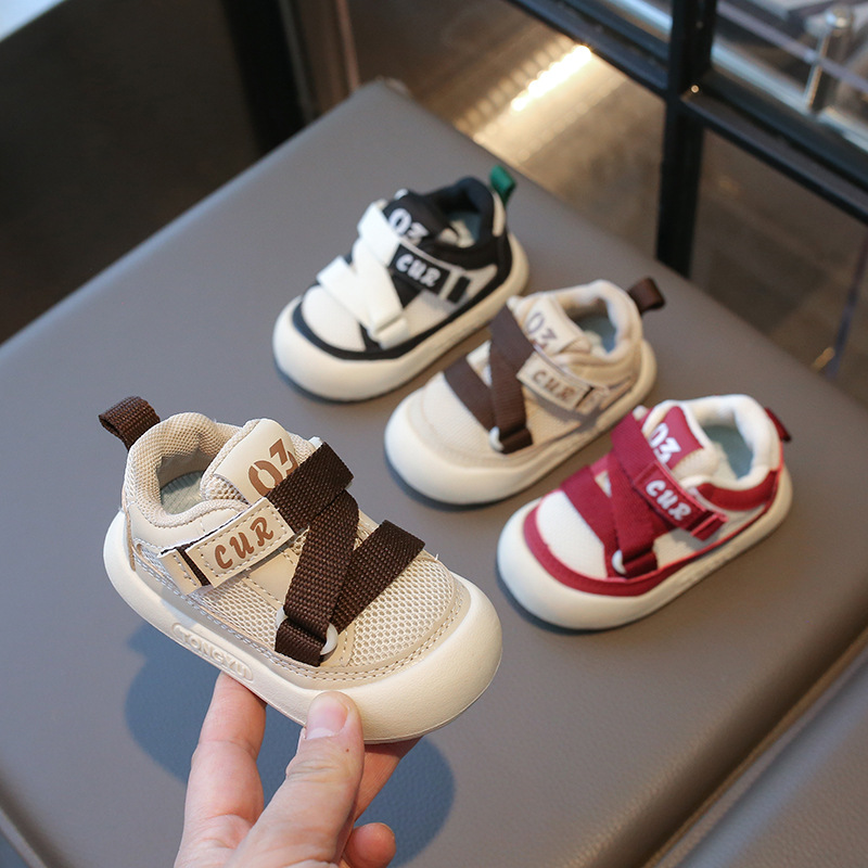 Baby Walking Shoes for Young Children Leisure Shoes Soft Sole Velcro Sports Shoes for Children Low Top Single Shoes for Boys and Girls