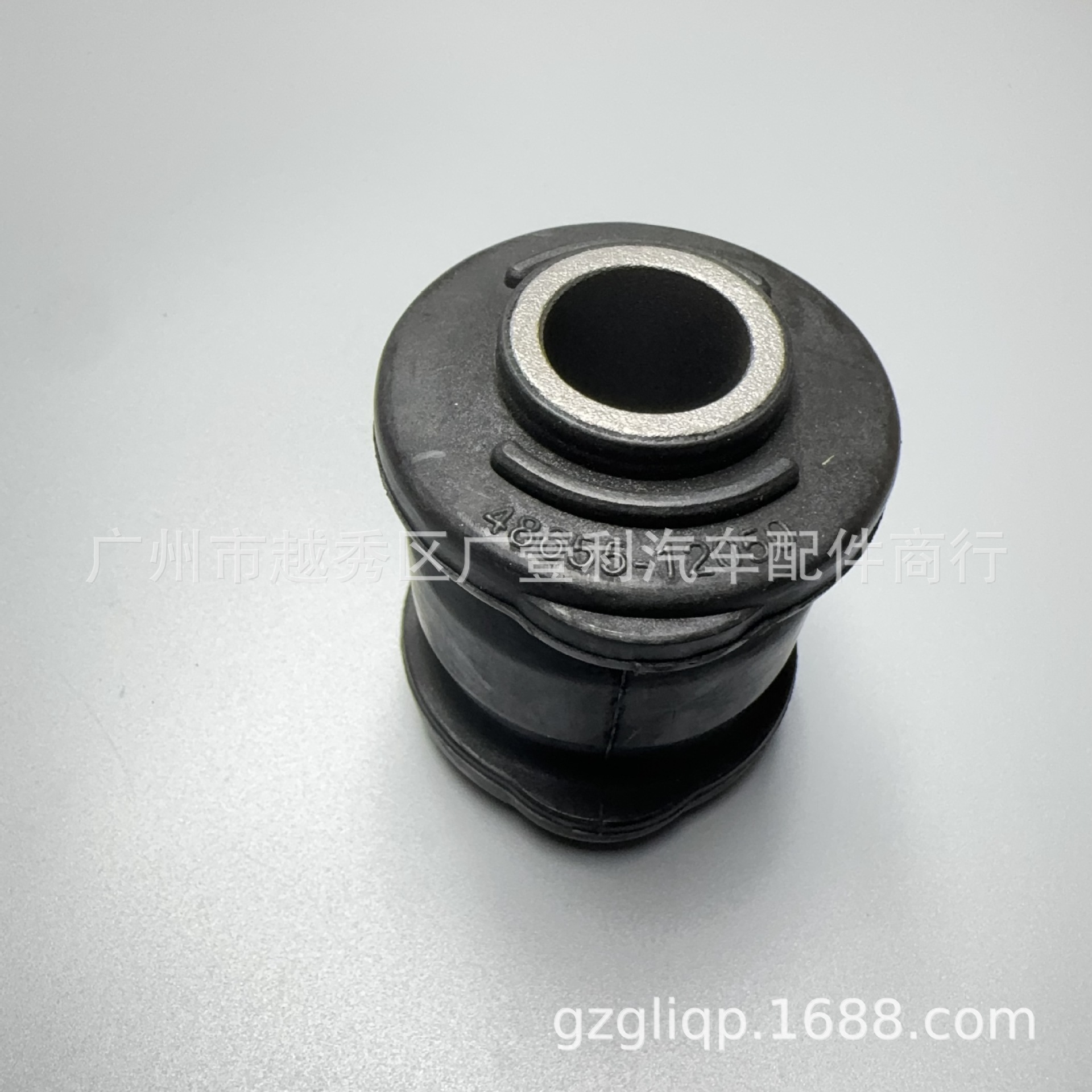 Applicable to 48655-12050 48075-12010b 48076-12010b AE100 lower suspension rubber sleeve