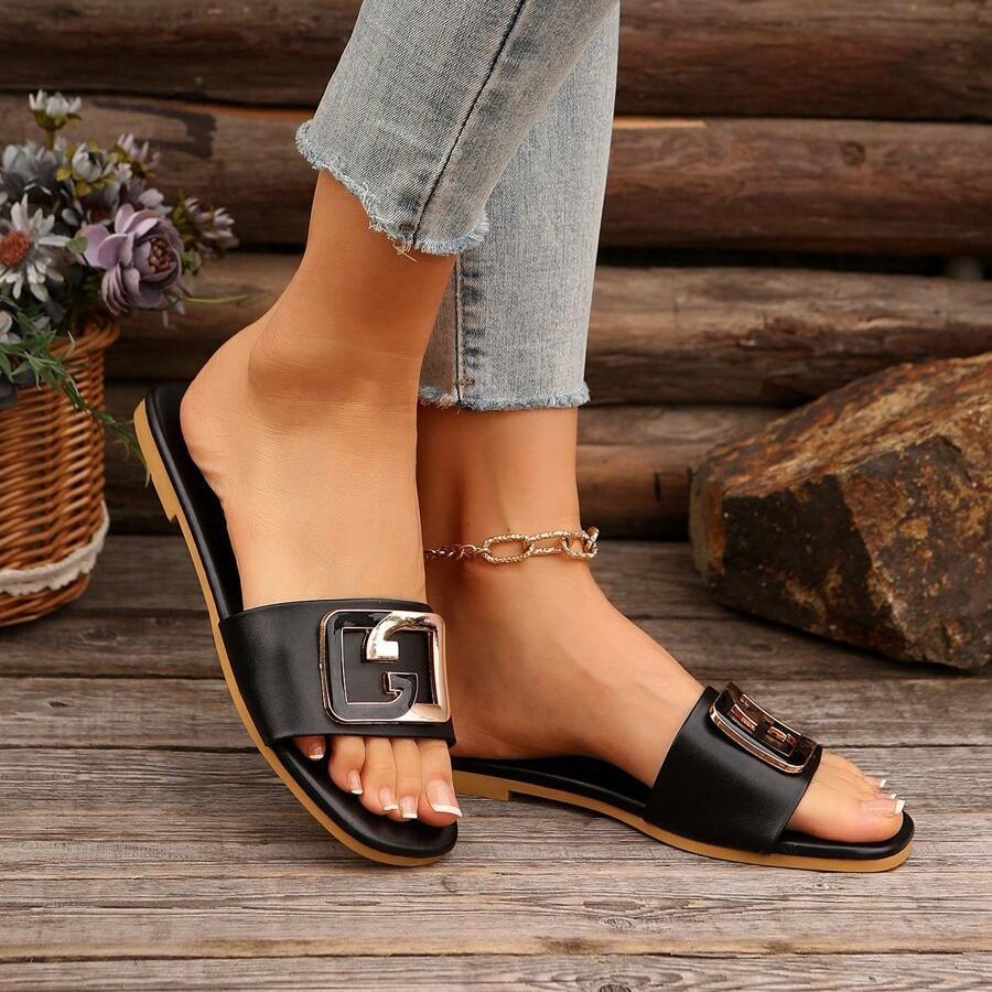 Sandalias Planas con Punta Cuadrada para Mujer de Cuero Sintético con Decoración de Metal para Uso Casual