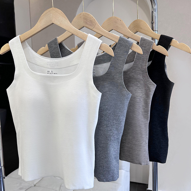 Autumn and winter warm vest women's cashmere sanding square collar design slim slim fixed chest pad beautiful back base underwear Autumn and winter warm vest women's cashmere sanding square collar design slim slim fixed chest pad beautiful back base underwear