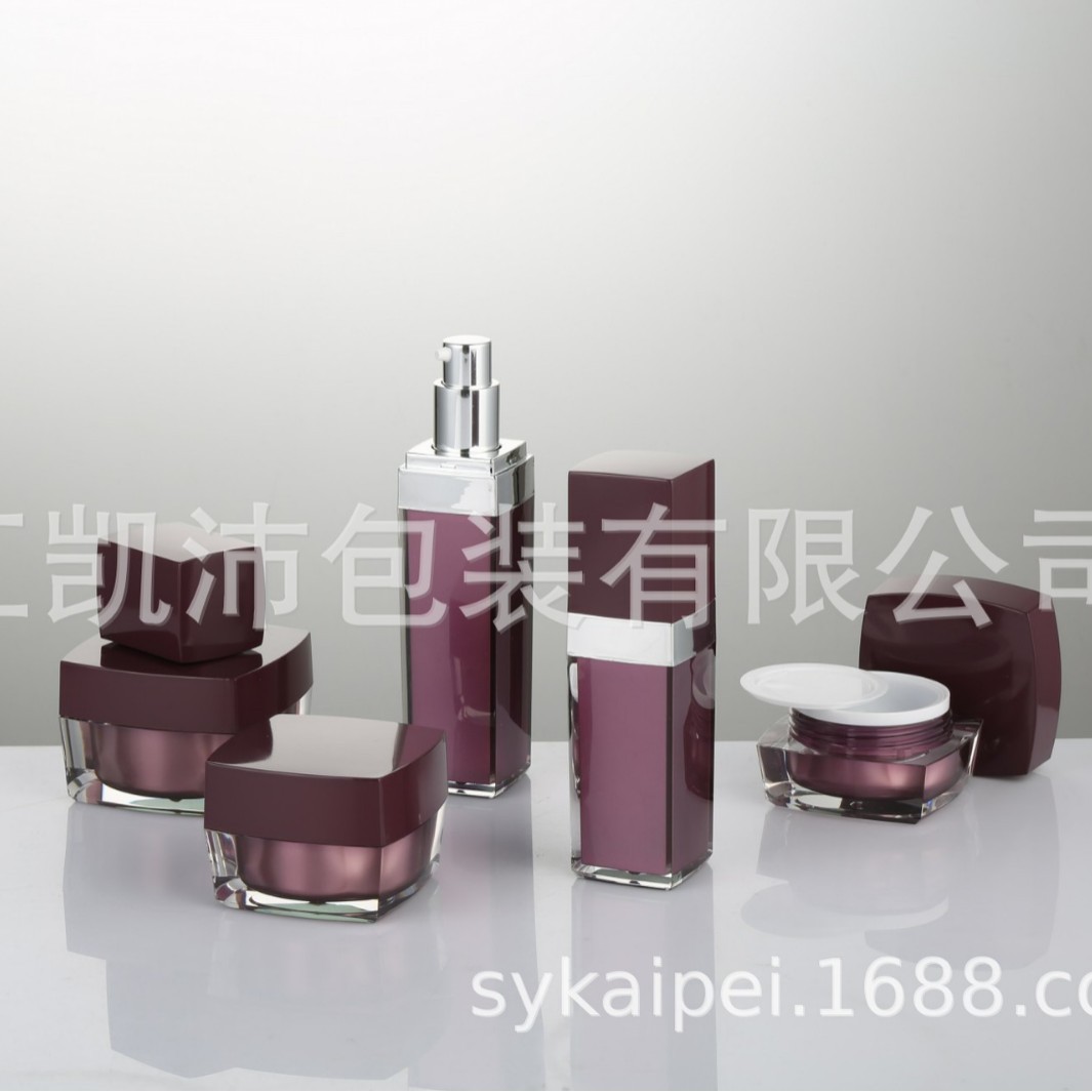 新 款 亚克力膏霜瓶/直角方形膏霜瓶/乳霜内喷 亚克力乳液瓶30ml