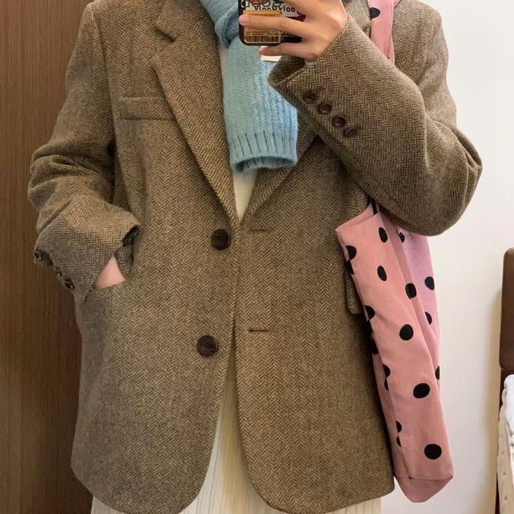 2025 Autumn and Winter Korean Style Herringbone Wool Suit Jacket Women's Single Breasted Short Retro Thickened Woolen Coat