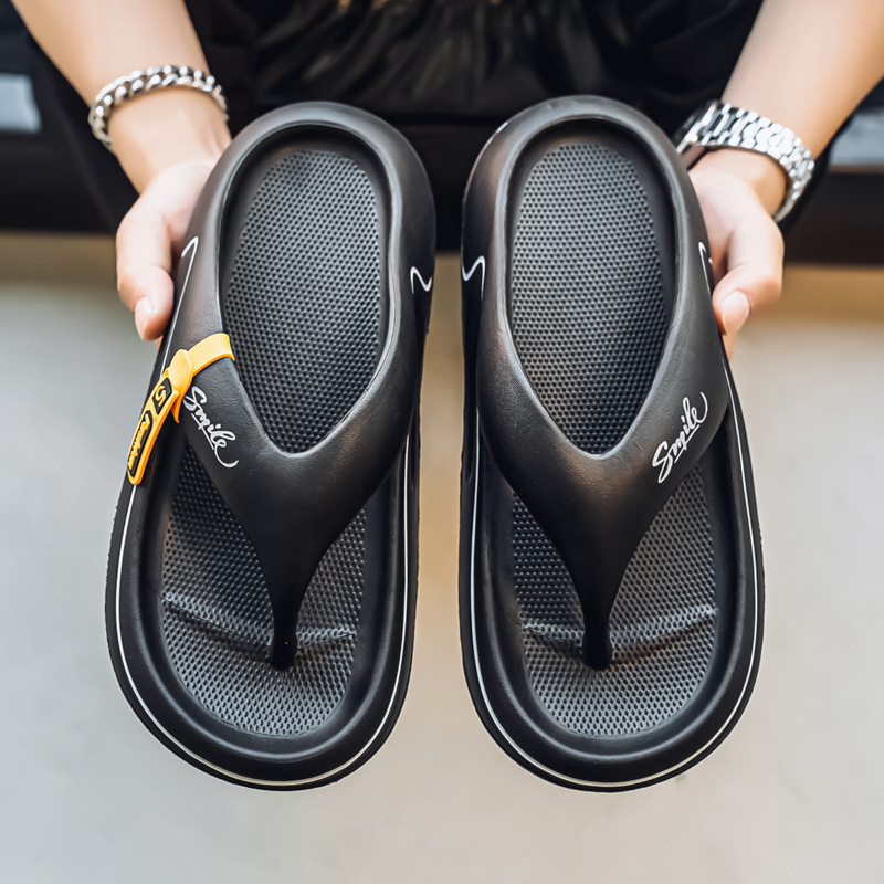 Chanclas de celebridades de Internet para hombres, chanclas antideslizantes y desodorantes para uso exterior en verano, sandalias de ocio en la playa al aire libre para hombres