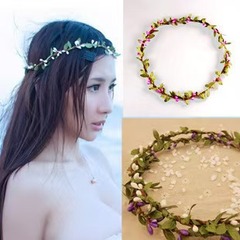 新しいシンプルな緑の葉の花輪のアクセサリーの髪のカチューシャの森系の花輪は子供の日のチベット族の髪飾りスポットを押します。