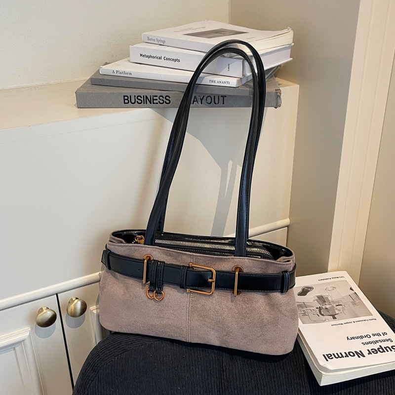 Nicho de moda bolso de viaje para mujeres 2025 nuevo retro mate bolso de hombro brazo bolso de mano casual versátil
