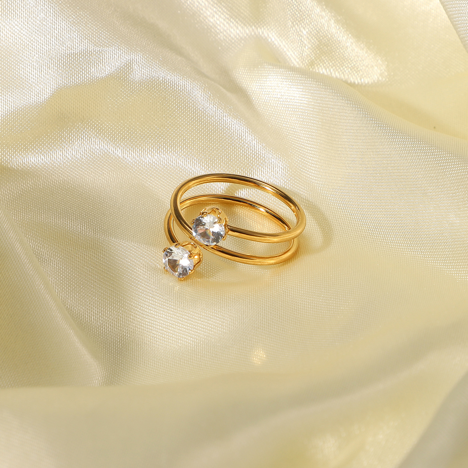 Europischer und amerikanischer offener Ring mit weiem Zirkonium 18K vergoldeter Edelstahlringpicture1