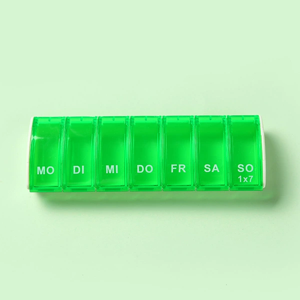 [7-day lightweight type] Prairie Green ♥ 7-compartment packaging