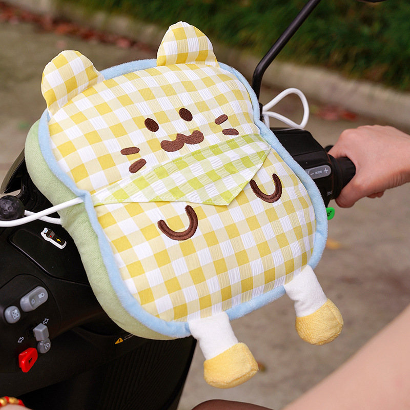 Electric Vehicle Children's Front-Mounted Anti-Collision Pad, Cartoon Cute Thickened Head Protection Pad, Universal Cat-Shaped Anti-Collision Pad