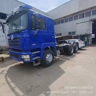 跨境出口二手重汽豪沃CNG牵引车出口非洲天然气牵引卡车