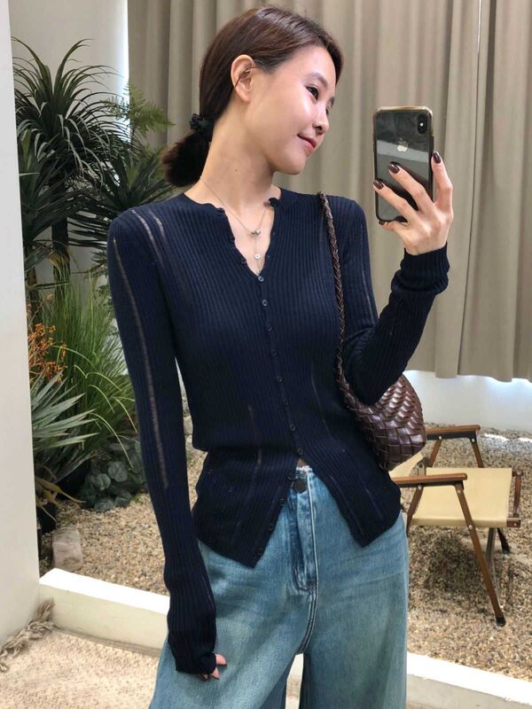 早秋破洞长袖针织衫女气质显瘦高级感2025新款秋季穿搭打底衫上衣|undefined