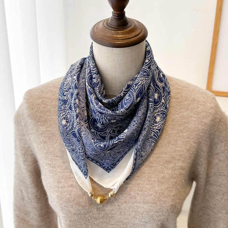 에스닉 캐슈플라워 70 새틴버튼-네이비블루