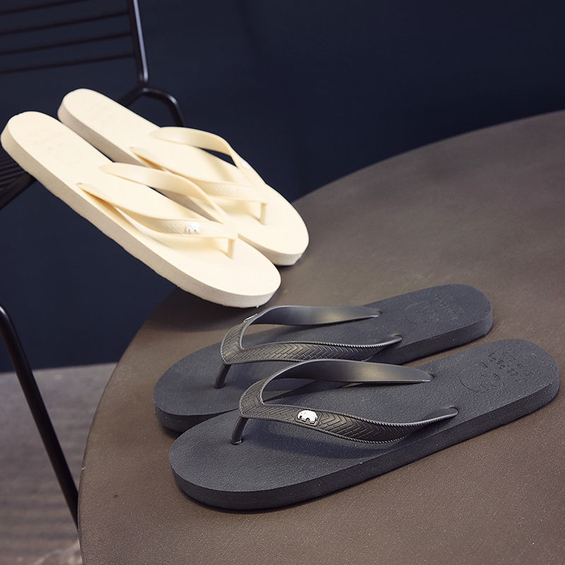 2024 New Men's Casual Slipper Trendy Personality Herringbone Slippers Fashion Korean Version Summer Trend Outdoor Slippers for Outdoor Wearing