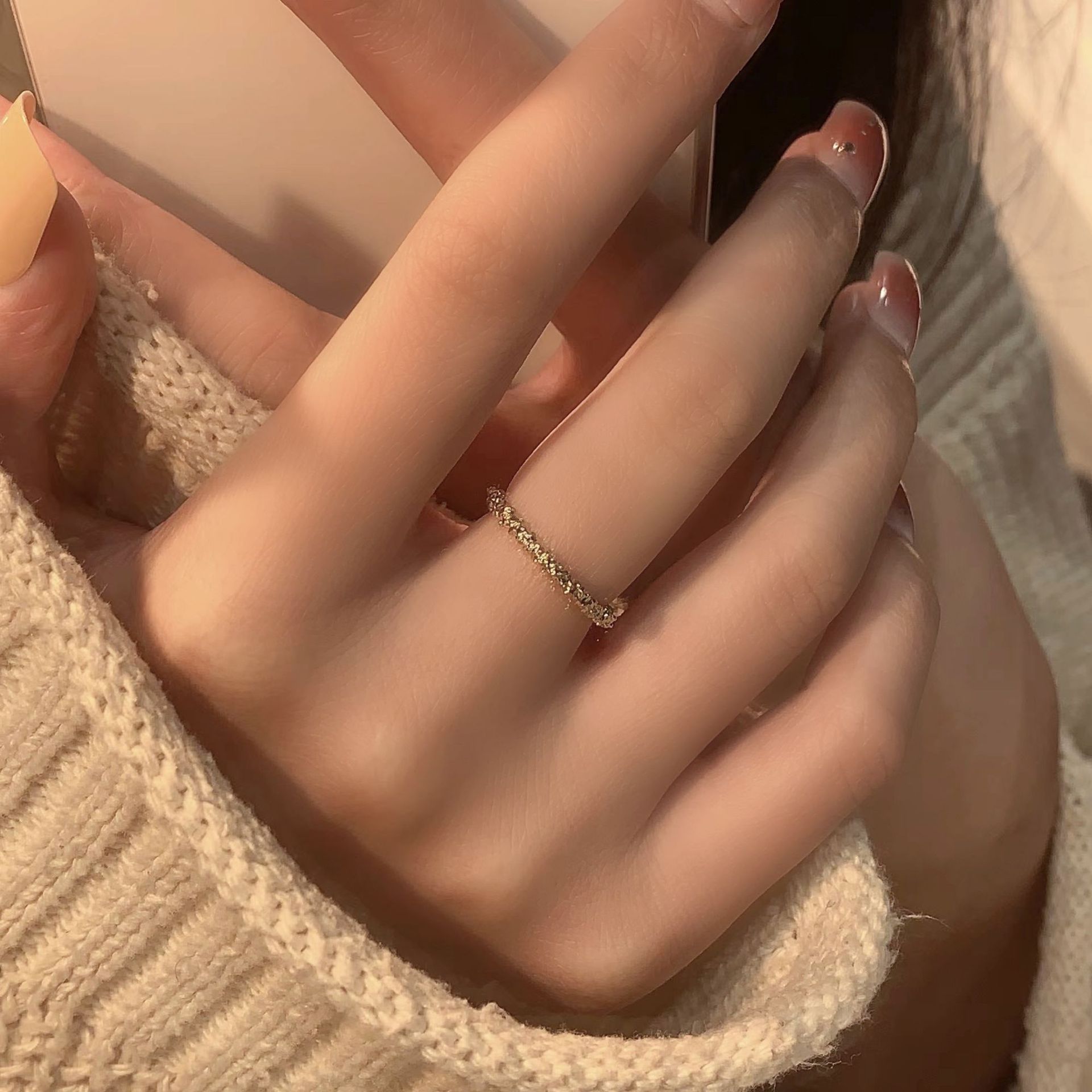 High-End New Women's Ins Ring With A Textured Starry Sky Niche Design, Open Adjustable Knuckle Ring, Fashionable And_voghion.com