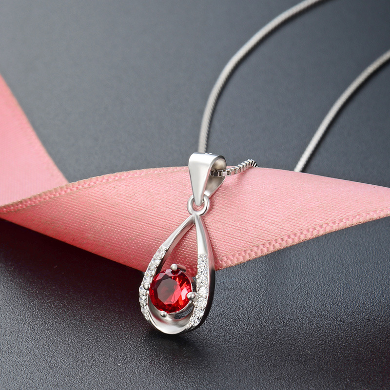 925 plata esterlina incrustada de zircon collar de gota de agua para mujeres nicho ligero lujo de alta calidad colgante de clavícula de temperamento