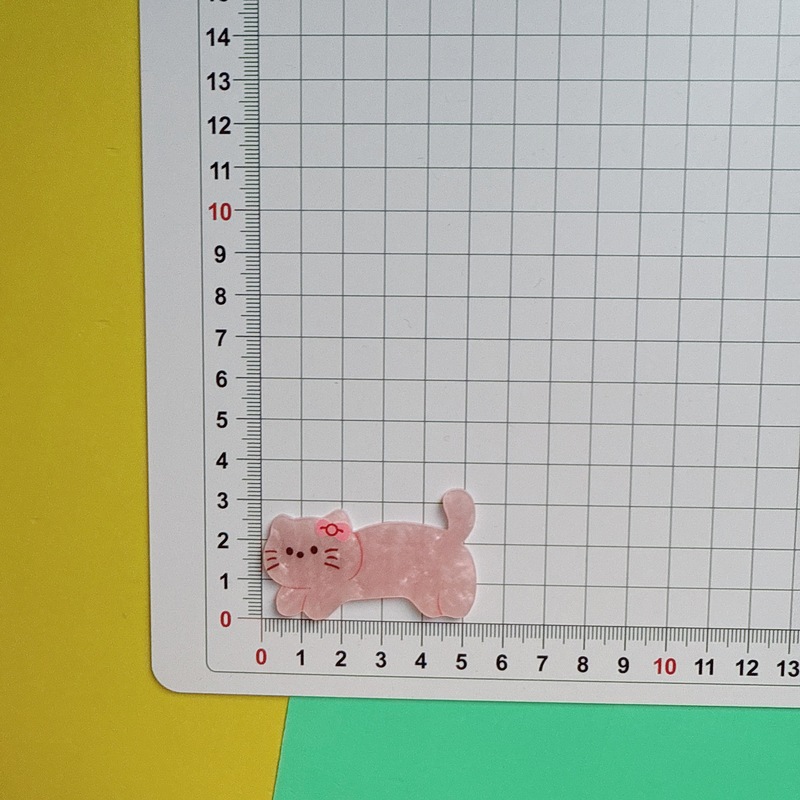 漫画の長い子犬と猫のアクリルアクセサリー弓ナイフとフォーク DIY 帽子手作り携帯電話ケースパッチ靴|undefined