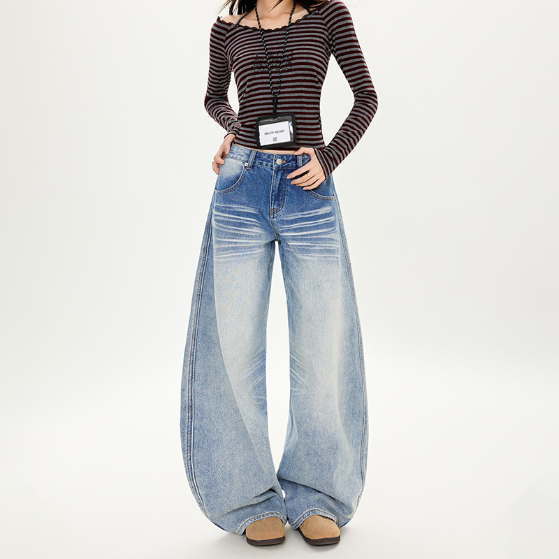 American-Style Washed Three-Dimensional Whisker Design Low-Rise Women's Jeans 2025 Autumn Loose Slimming Versatile Wide-Leg Pants American-Style Washed Three-Dimensional Whisker Design Low-Rise Women's Jeans 2025 Autumn Loose Slimming Versatile Wide-Leg Pants