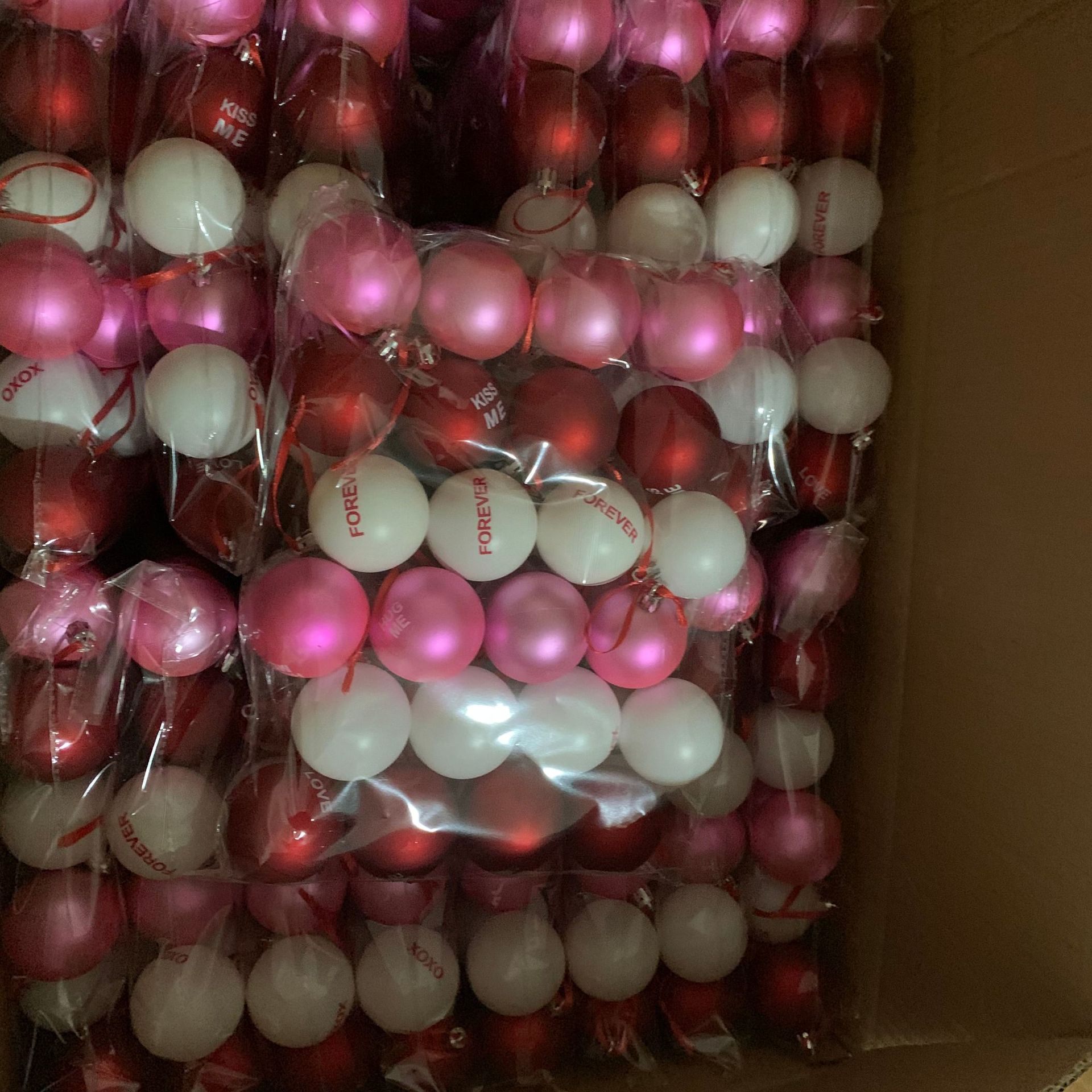 Explosiones transfronterizas del día de San Valentín colgantes de bola pintada escena de globo de cumpleaños Navidad decoración de bola colgante