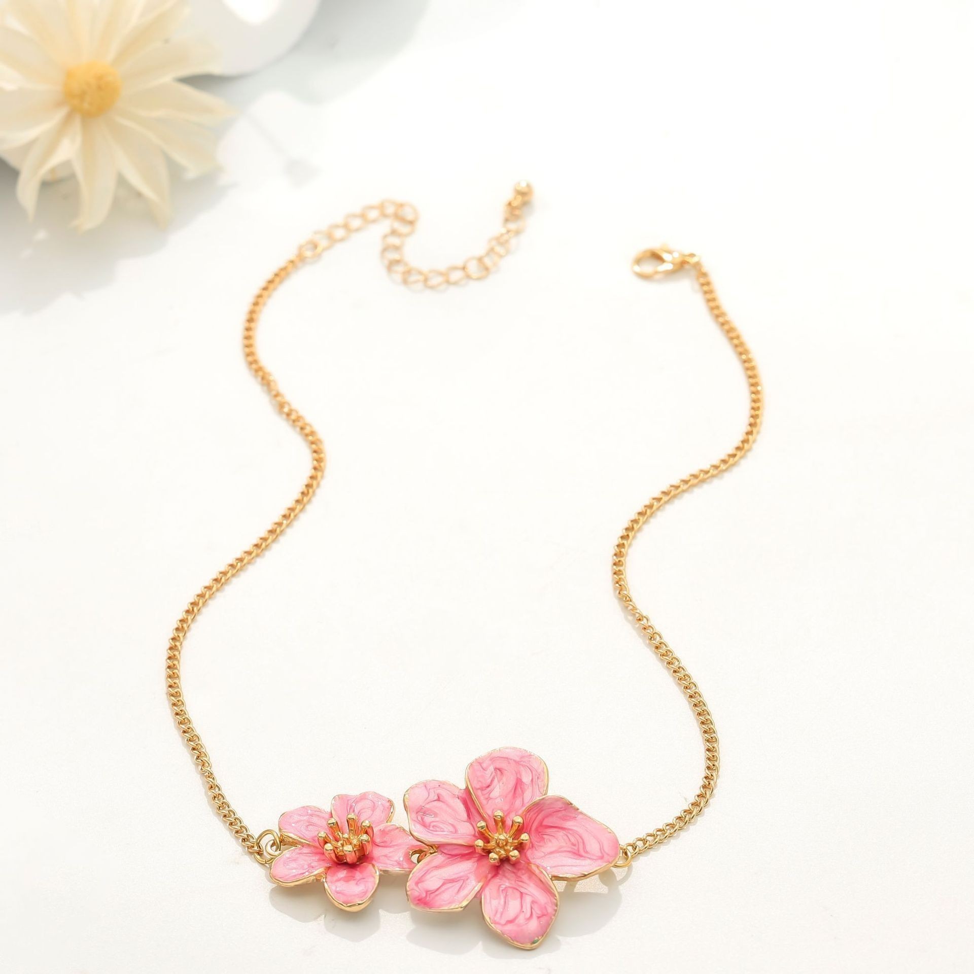 Europa y los Estados Unidos moda transfronteriza venta caliente flor simple personalidad universal mujer raqueta de calle conjunto de decoración joyas de moda