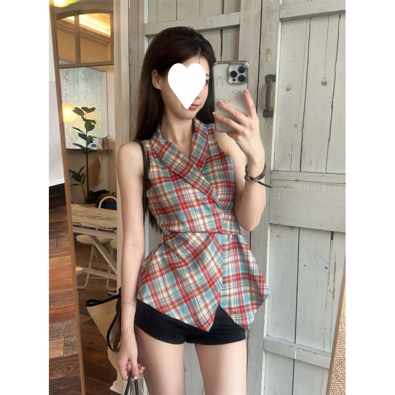 气质挂脖露肩背心女夏季2025新款设计感复古格纹收腰显瘦无袖上衣|undefined