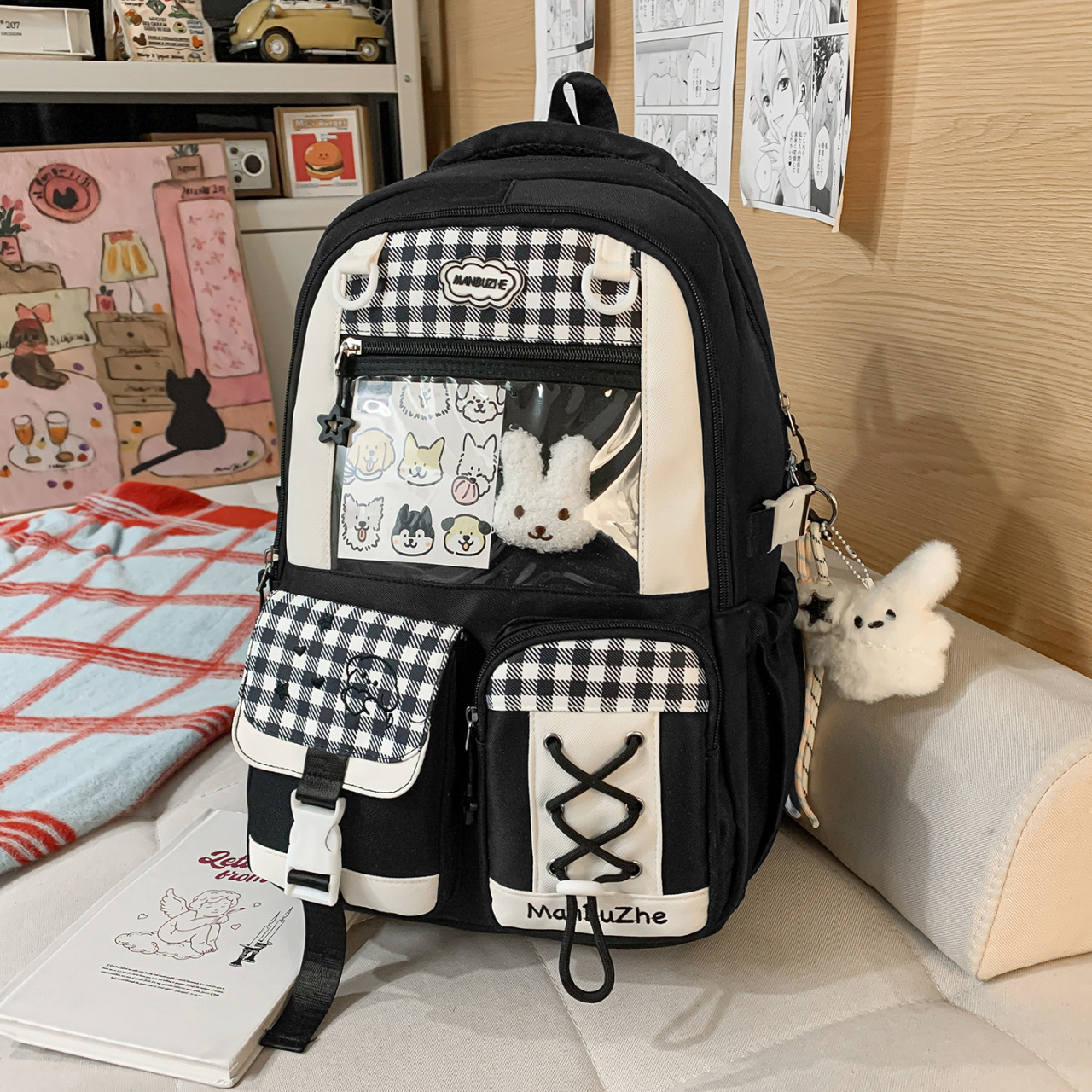 新款清新可爱初中双肩包女大容量休闲小学生书包轻便收纳校园背包
