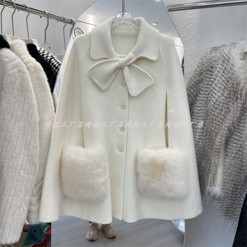 Autumn and Winter Chanel-Style Cape Coat for Women, Mid-Length Jacket with Bow, Faux Fox Fur Collar, Rich Girl Style, Spring Hot Trend