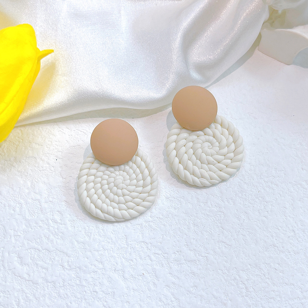 1 Pair Fashion Round Soft Clay Women's Drop Earrings display picture 4